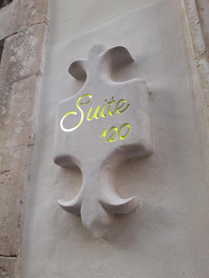 Suite 120 Ното Екстериор снимка